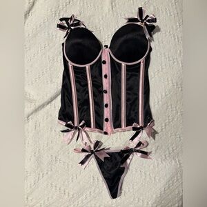 PLAYBOY EXPOSED Corset and Pantie Set Size 36B/Medium